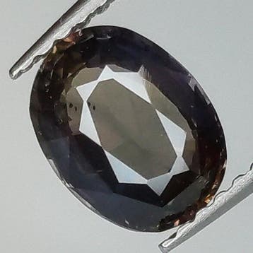 Saffier - 1.45 ct - Antwerp Laboratory for Gemstone Testing, Nieuw