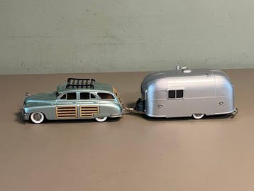 Brooklin Models 1:43 - Modelauto (2) - Packard Station Sedan, Nieuw