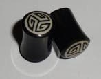 Stretcher Plug Hoorn Ingelegd met Tribal Motief 8 mm., Sieraden, Tassen en Uiterlijk, Piercings, Verzenden, Nieuw