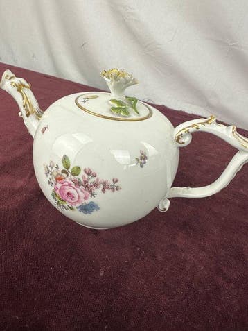 Meissen - Theepot - Porselein