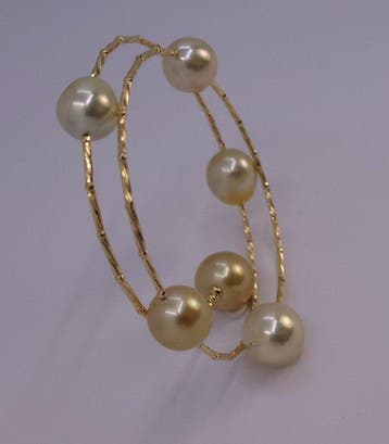 Armband - 18 karaat Geel goud, 10×11,5 mm gouden South Sea, Nieuw