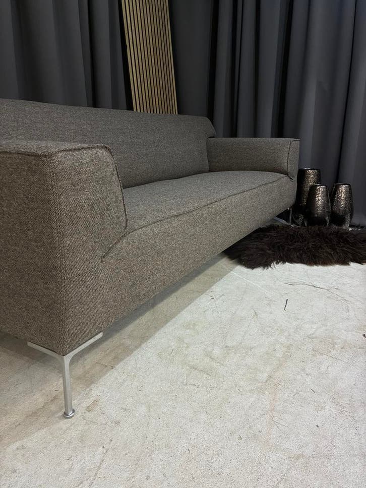 Design On Stock Bloq - 3 Zits - Wol -, Huis en Inrichting, Banken | Bankstellen, Zo goed als nieuw, Driepersoons