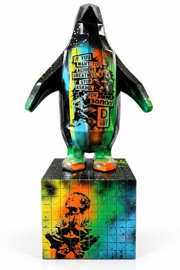 Daluxe Art - 1999 • Banksy Penguin Display – 90 cm