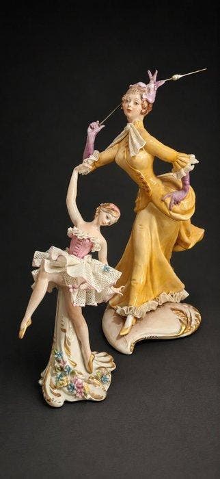 Capodimonte - Giuseppe Cappè - Figuur - Coppia di dame (2) -