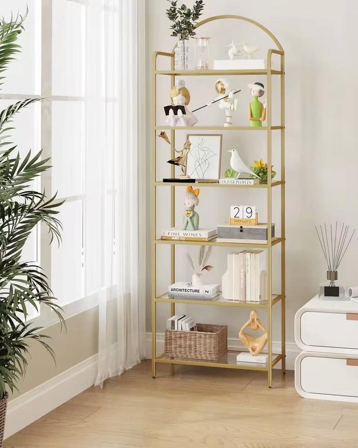 Nieuwe Design Vitrinekast met Gouden Frame en Gehard Glas, Huis en Inrichting, Kasten | Stellingkasten, Nieuw, Verzenden