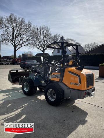 Giant G2700 HD Met puinbak en vork, Zakelijke goederen, Ophalen