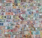 Wereld. - 100 banknotes - various dates (Zonder, Postzegels en Munten, Bankbiljetten | Europa | Niet-Eurobiljetten