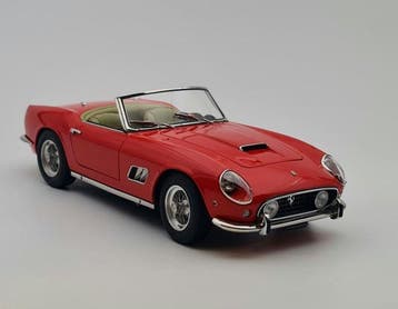 CMC 1:18 - Modelauto - Ferrari 250 California SWB 1960, Nieuw