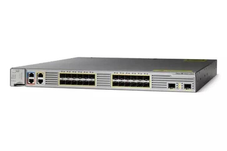 Cisco ME-3800X-24FS-M, Computers en Software, Netwerk switches, Zo goed als nieuw, Ophalen of Verzenden