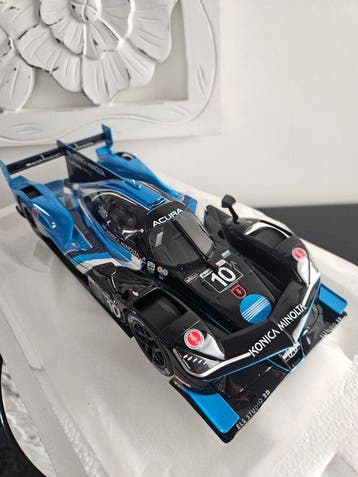 Top Speed 1:18 - Modelauto - Acura ARX-05 Konica Minolta #10, Nieuw