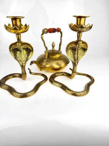 Decoratief ornament (3) - India - Brass Cobra & ketel