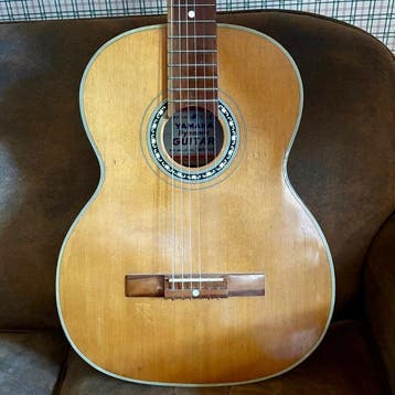 Yamaha - Dynamic Guitar No. 40 - - Akoestische gitaar -, Muziek en Instrumenten, Snaarinstrumenten | Gitaren | Akoestisch, Nieuw
