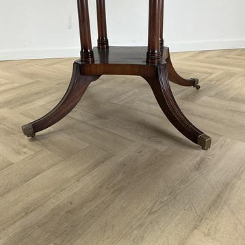 Bevan Funnell LTD Reprolux eetkamertafel (hxbxd) 77x152x152, Ophalen of Verzenden, Gebruikt, Bureau