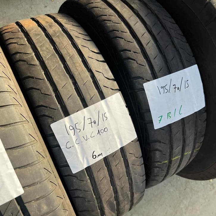 2 x Continental 195-70-15 C Zomerbanden 6mm, Auto-onderdelen, Banden en Velgen, 15 inch, Zomerbanden, 195 mm, Bestelwagen, Gebruikt