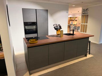 Greeploze keuken met kookeiland en Bora kookplaat  0020 - 31, Ophalen, Overige typen, Nieuw, Kunststof
