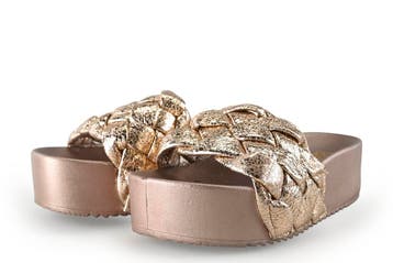Colors of California Slippers in maat 37 Goud, Kleding | Dames, Schoenen, Slippers, Overige kleuren, Verzenden, Zo goed als nieuw