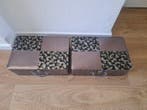 Decoratief ornament (2) - Nederland - Koffers