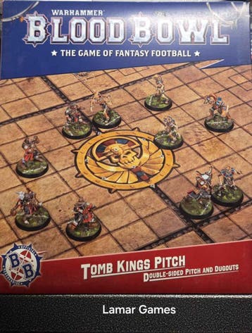 Blood Bowl Tomb Kings team pitch and dugouts (Warhammer, Ophalen of Verzenden, Nieuw