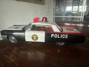 Ichiko - Modelauto - Auto della Police