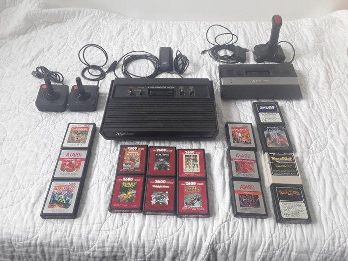 Atari - 2600 VCS - Videogameconsole + games, Spelcomputers en Games, Spelcomputers | Overige Accessoires