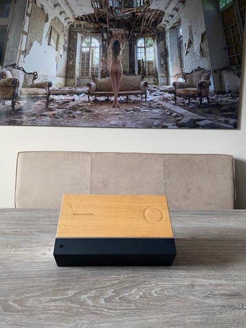 Bang & Olufsen - Beosound Moment WISA internet, Nieuw
