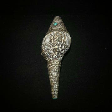Snijwerk, Handmade Silver Mounted Right-Handed Conch