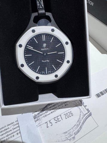 Swatch Royal Pop - Swatch × Audemars Piguet OCHO NEGRO -, Nieuw