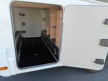 Weinsberg CaraHome 650 MEG, Automaat, Weinsberg, Diesel, 6 tot 7 meter