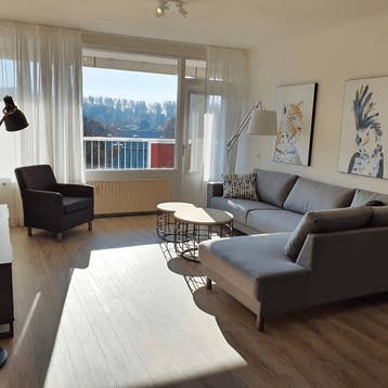 Appartement in Amstelveen gevonden voor €2499,- pm, Huizen en Kamers, Huizen te huur, Direct bij eigenaar, Noord-Holland, Appartement