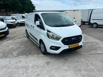Ford Transit Custom 300 2.0 TDCI L2H1 euro 6, Stof, Gebruikt, Euro 6, Wit