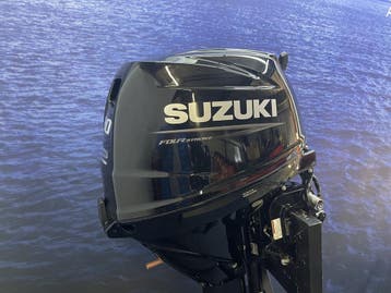 Suzuki 30 pk buitenboordmotor, 10 tot 30 pk, Viertaktmotor, Ophalen of Verzenden, Zo goed als nieuw