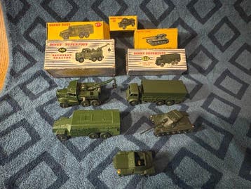 Dinky Toys 1:18 - Modelauto (5) - Veículos militares -, Hobby en Vrije tijd, Modelauto's | 1:5 tot 1:12, Nieuw