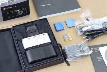 Leica D-lux 1, Nieuw Digitale compact camera