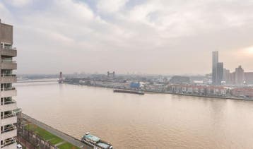Te Huur 2 Kamer Appartement Boompjes In Rotterdam, Huizen en Kamers, Huizen te huur, Rotterdam, Direct bij eigenaar, Appartement