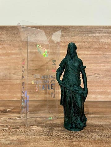 Imbue (1988) - Beeldje, Stolen Statue - 160 mm - Plastic -