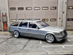 TRIPLE9 1:18 - Modelauto - Mercedes Benz E-klasse 300E, Nieuw