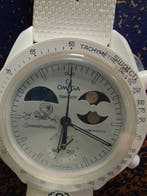 Swatch - MoonSwatch. Mission to Eartphase. Moonshine Gold. -, Nieuw