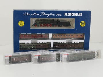 Schaal H0 Fleischmann NEW OLD STOCK COMPLETE SET 4885, 58..., Fleischmann, Nieuw, Ophalen of Verzenden, Gelijkstroom
