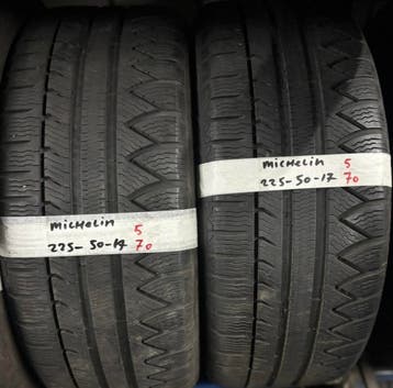 2x225-50-17 Michelin Winter 2x5mm €70 PerBand 225 50 17, Auto-onderdelen, Banden en Velgen, Ophalen, Gebruikt, 17 inch, Winterbanden
