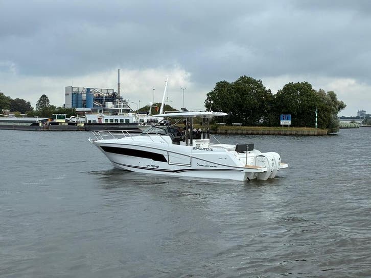 Jeanneau Cap Camarat 10.5WAS2 bj.26 + 2x Yamaha F300XSU2 Wit