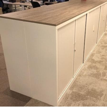 (MDK-104989) Kwadrant roldeurkast, wit 105 cm hoog, 120 c..., Huis en Inrichting, Kasten | Roldeurkasten en Archiefkasten, Nieuw