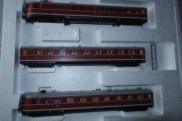 Liliput H0 - 126 04 - Treinstel (1) - VT 06 Bauart Köln - DB, Nieuw