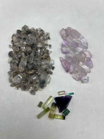 Diamantkwarts, kunziet en toermalijn Kristalen- 145 g - (1)