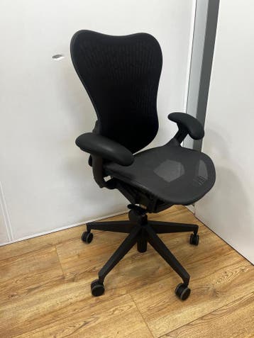 Herman Miller Mirra 2 Graphite Butterfly - Full Option!, Verzenden, Zwart, Zo goed als nieuw, Bureaustoel