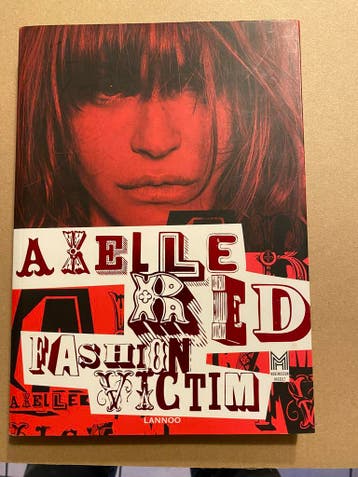 Fotoboek + Mode - Axelle Red - Fashion Victim - NIEUW, Boeken, Mode, Ophalen of Verzenden, Zo goed als nieuw