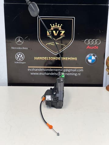 Ford Ecosport Deurslot mechaniek 4-deurs links achter bj2015, Gebruikt, Links, Ford