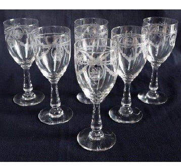 St. Louis - Wijnglas - Kristal - Gegraveerd Sapho-model, Antiek en Kunst, Antiek | Glas en Kristal