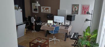 Woningruil - Hellestraat 14 - 2 kamers en Utrecht, Huizen en Kamers, Utrecht