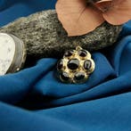 Vintage gouden hanger met granaat. (Hanger of bedel), Ophalen of Verzenden, Gebruikt, Goud, Overige merken