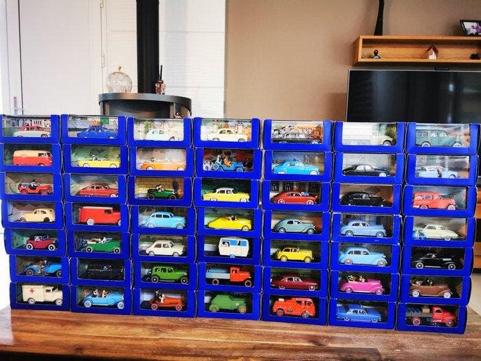 Atlas - Tintin - En voiture TINTIN -Ensemble de 49 voitures, Boeken, Strips | Comics